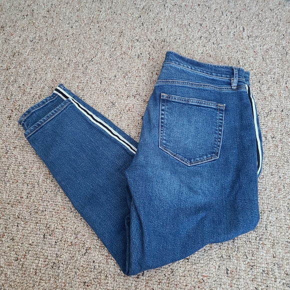 LOFT Denim - Loft Modern Skinny Double Stripe Down Leg Jeans